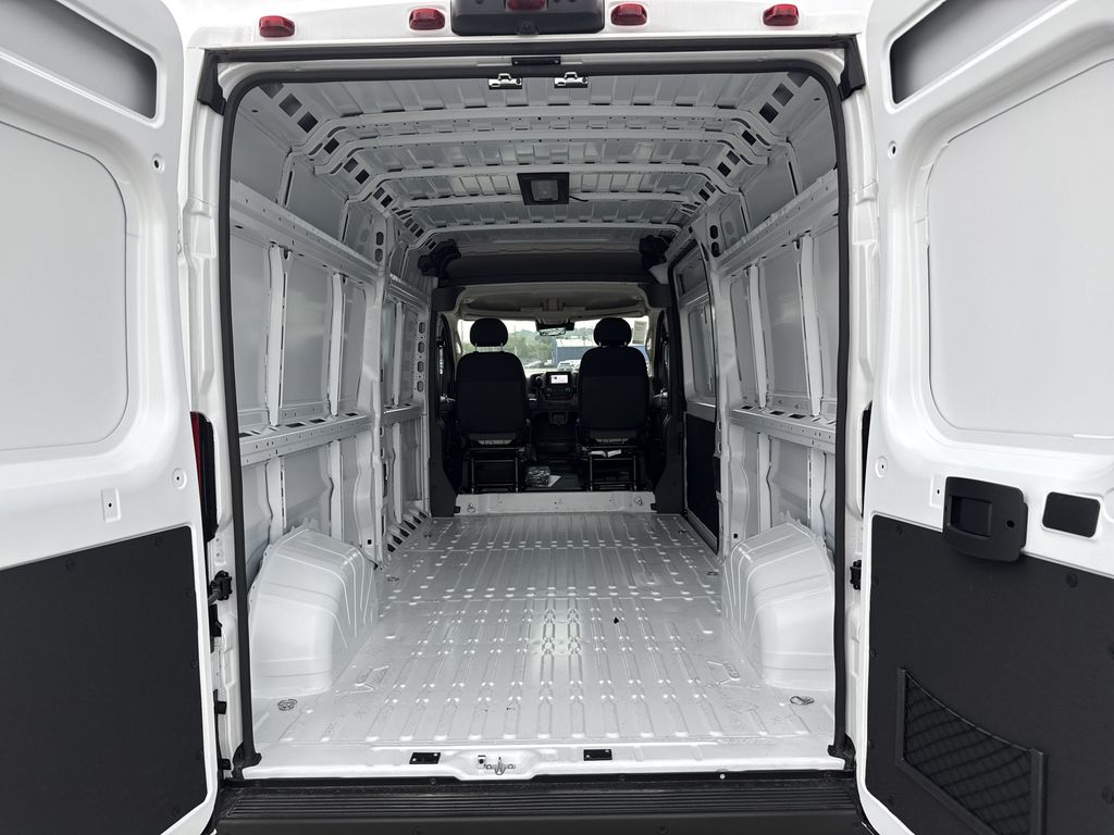 2026 Ram ProMaster 2500 High Roof White at River Oaks CDJR