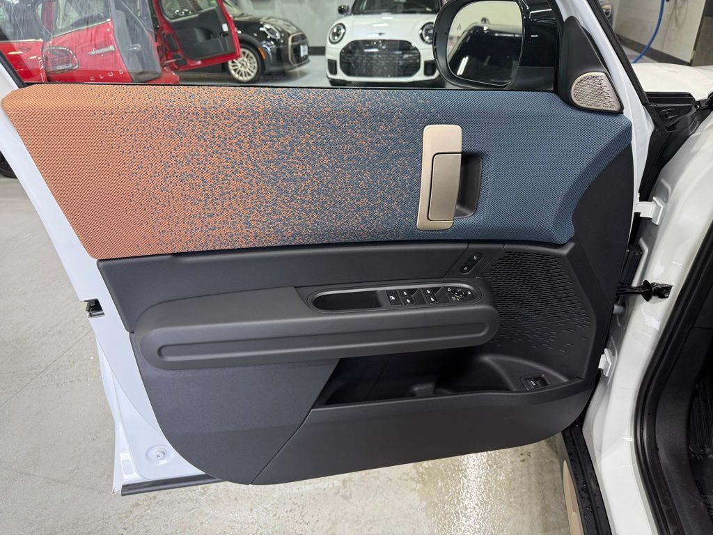 2025 MINI Cooper Countryman Base 11