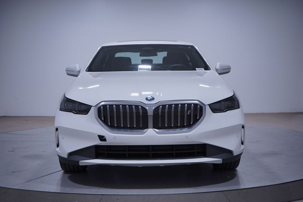 2025 BMW i5 eDrive40 4