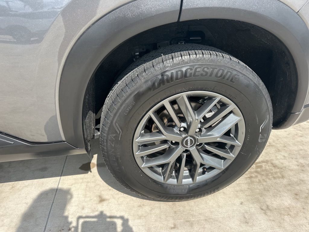 2024 Gun Metallic Nissan Rogue S FWD SUV