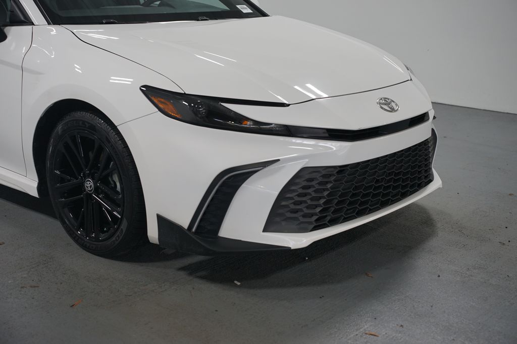 Thumbnail: 2025 Toyota Camry - 4