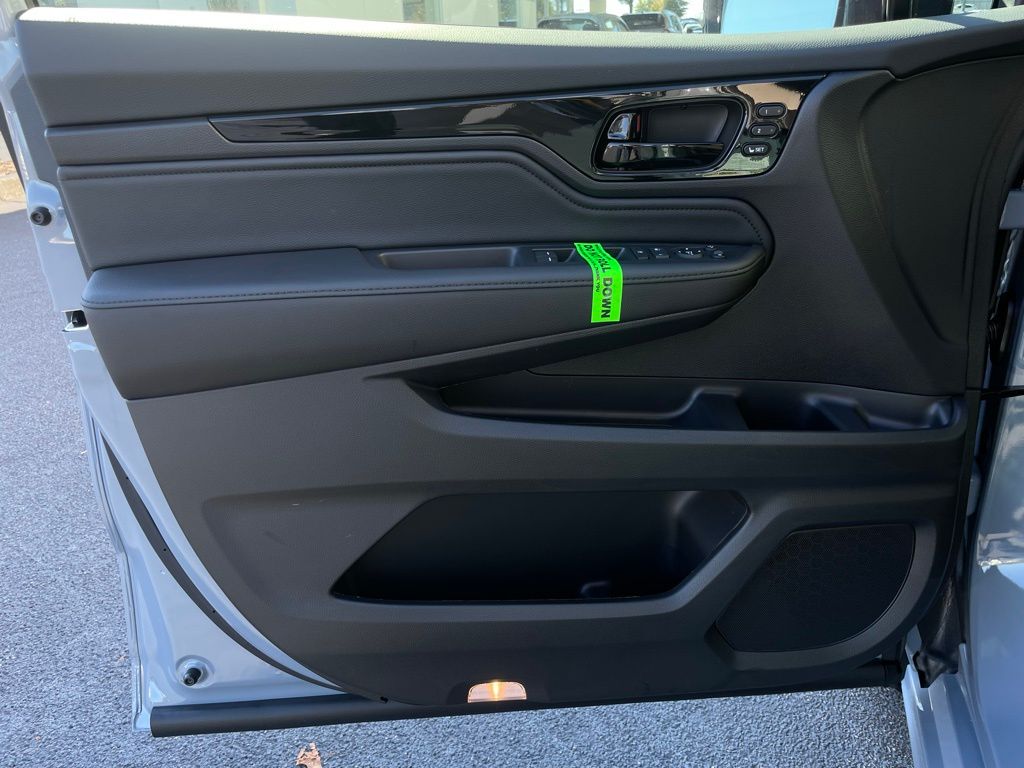 Thumbnail: 2026 Honda Odyssey - 25