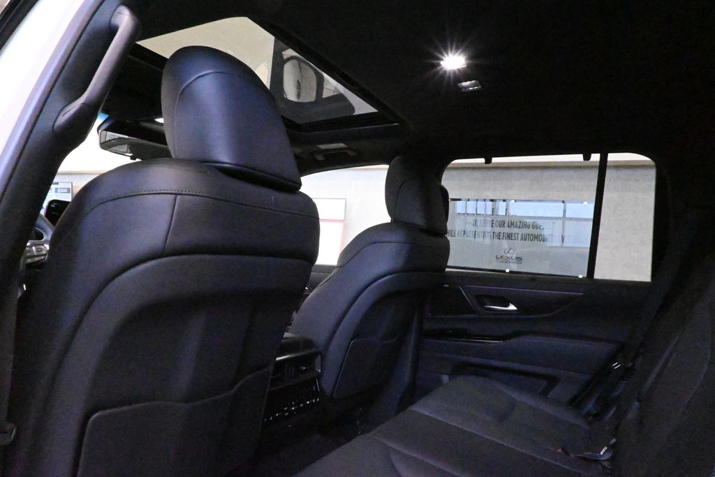 Thumbnail: 2025 Lexus LX - 27