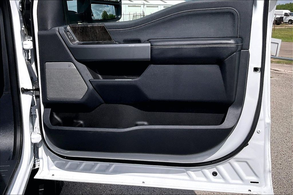 Used 2024 Ford Super Duty F-350 Lariat 4D Crew Cab