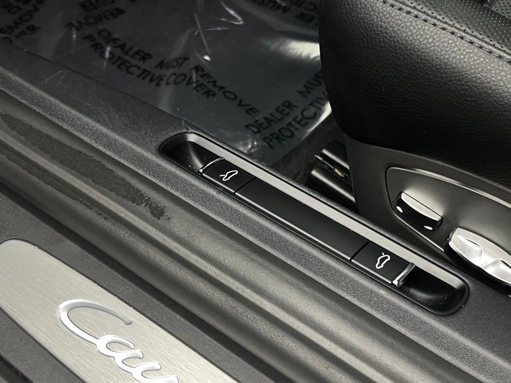 Thumbnail: 2022 Porsche 718 Cayman - 25