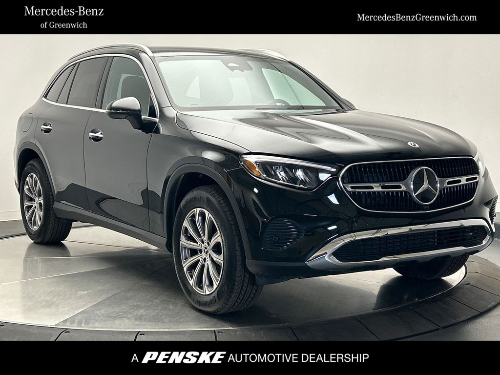 2025 Mercedes-Benz GLC 300 -
                Greenwich, CT