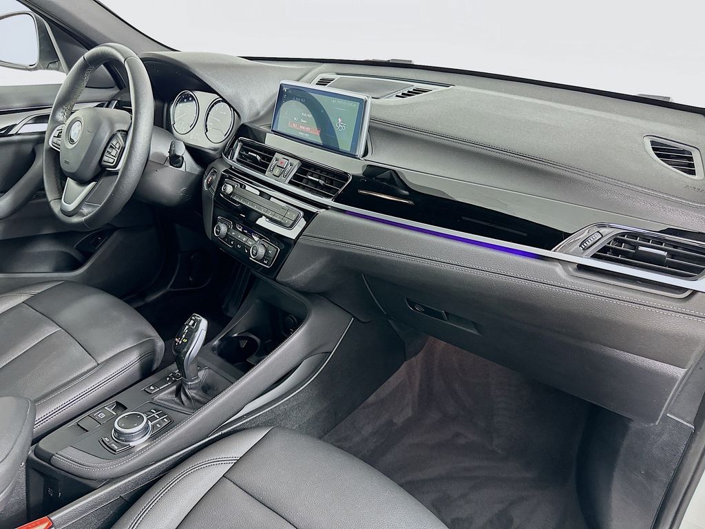 Thumbnail: 2020 BMW X1 - 30