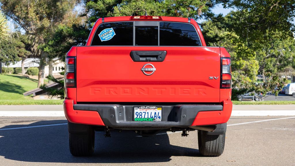 Used 2022 Nissan Frontier SV 4D Crew Cab