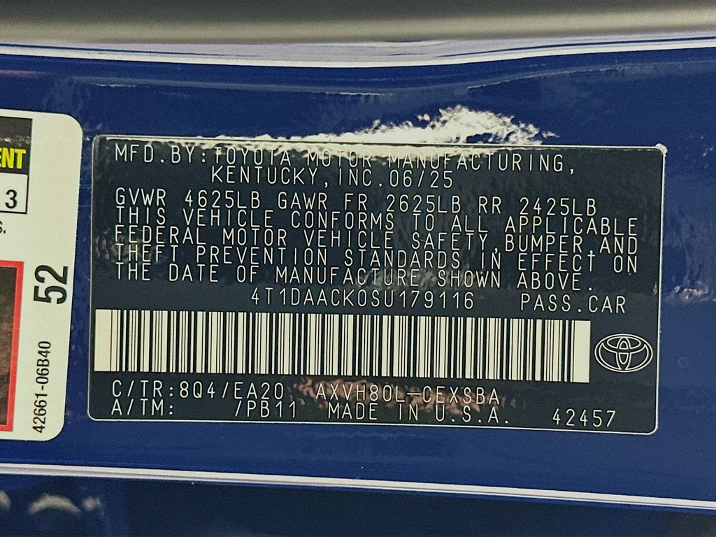 Thumbnail: 2025 Toyota Camry - 32