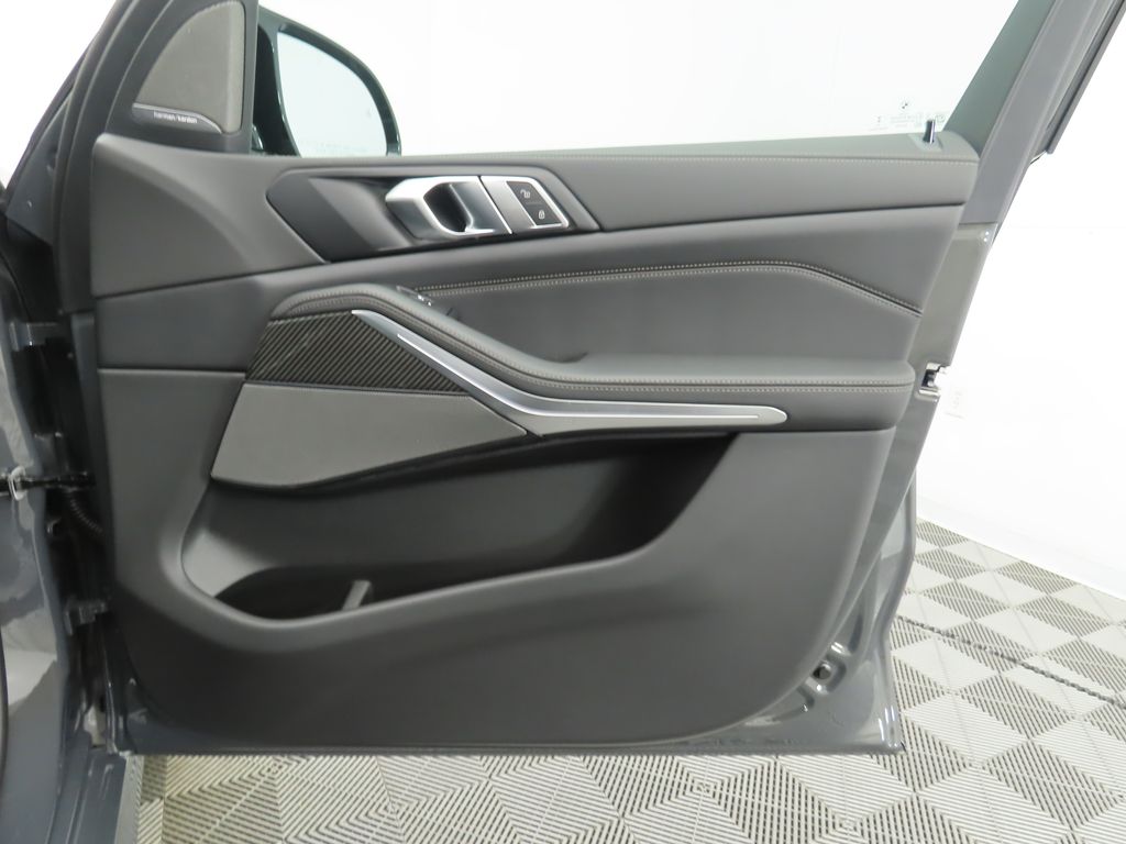 Thumbnail: 2026 BMW X5 - 26