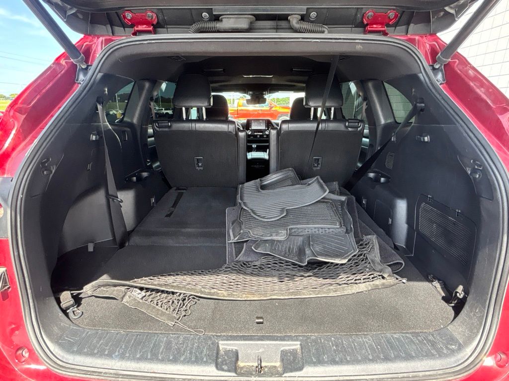 Used 2022 Toyota Highlander SUV