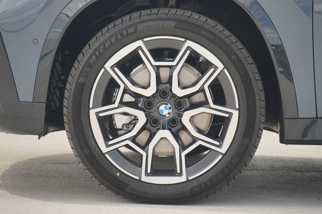 Thumbnail: 2026 BMW X1 - 5