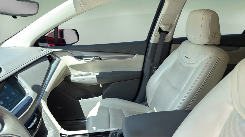 2022 Cadillac XT5