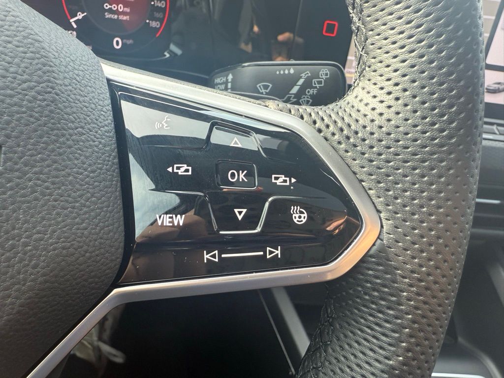 2022 Volkswagen Golf GTI 2.0T SE