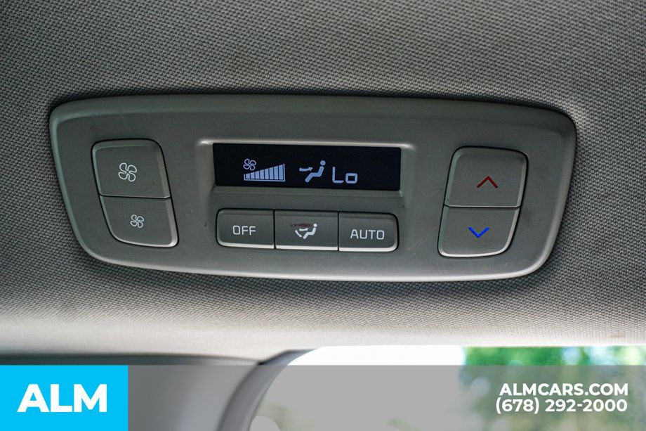 Used 2025 Black Kia LXS image 37
