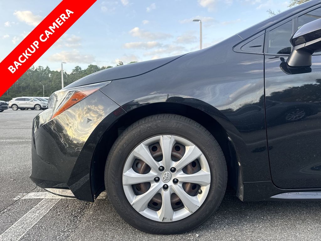 Used 2021 Toyota Corolla LE with VIN JTDEPMAE7MJ179222 for sale in Northfield, Minnesota