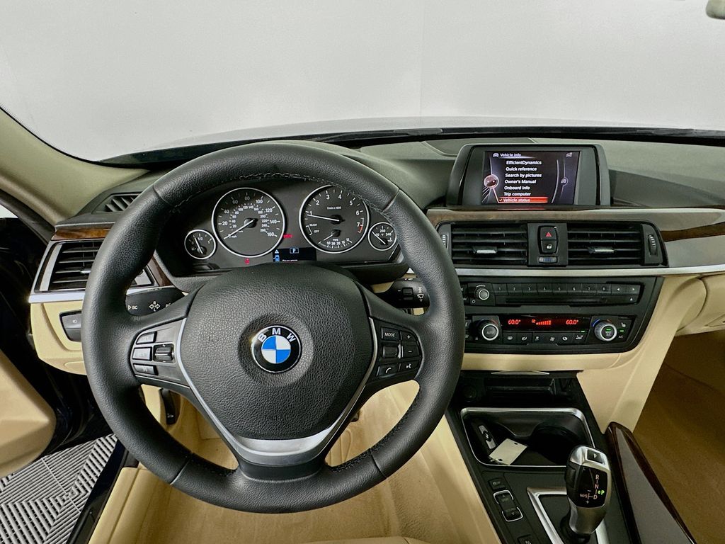 2015 BMW 3 Series 328i 11