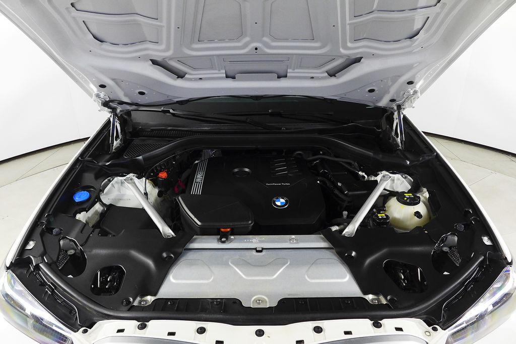 Thumbnail: 2022 BMW X4 - 6