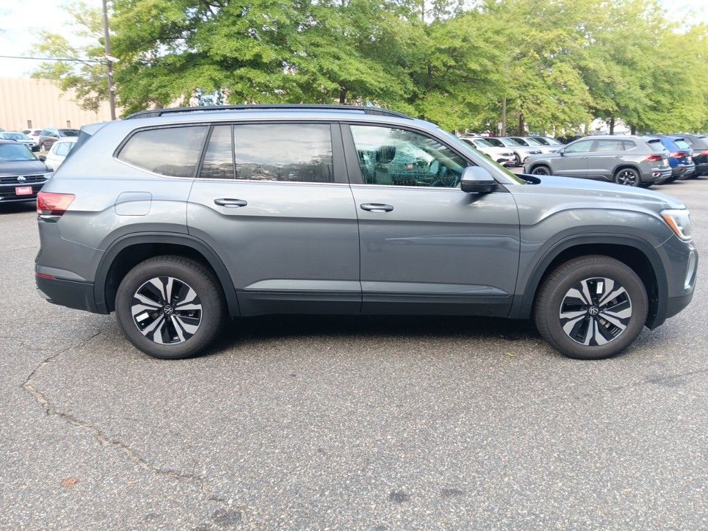 2024 Volkswagen Atlas 2.0T SE 6