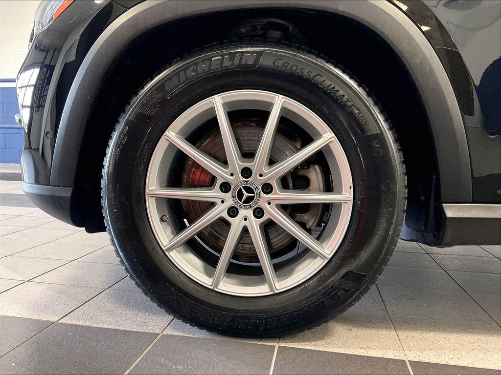 2025 Mercedes-Benz GLE — photo 7