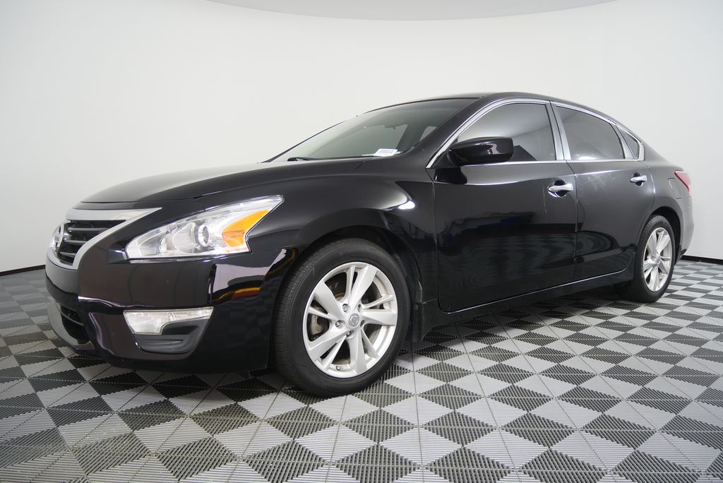 Thumbnail: 2013 Nissan Altima - 8