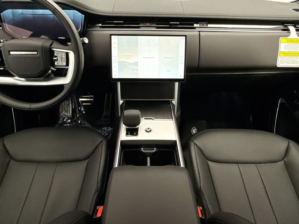 Thumbnail: 2026 Land Rover Range Rover - 13