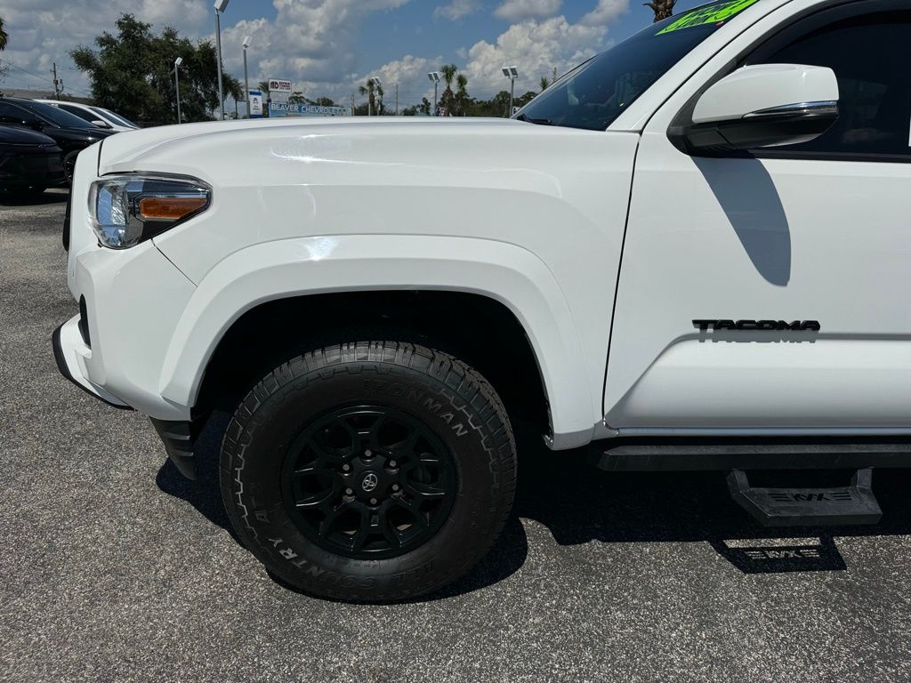 2022 Toyota Tacoma SR 11