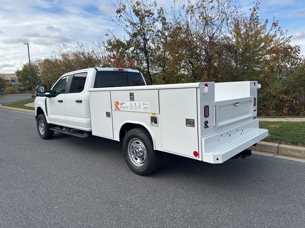2026 Ford F-350 Chassis XL
