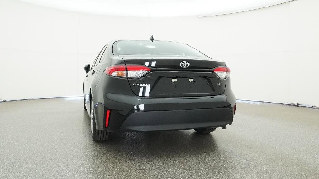 2025 Toyota Corolla LE 16