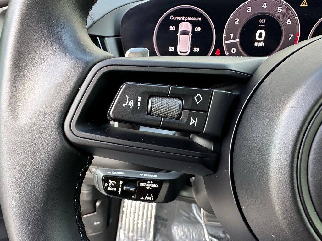 Thumbnail: 2024 Porsche Cayenne - 16