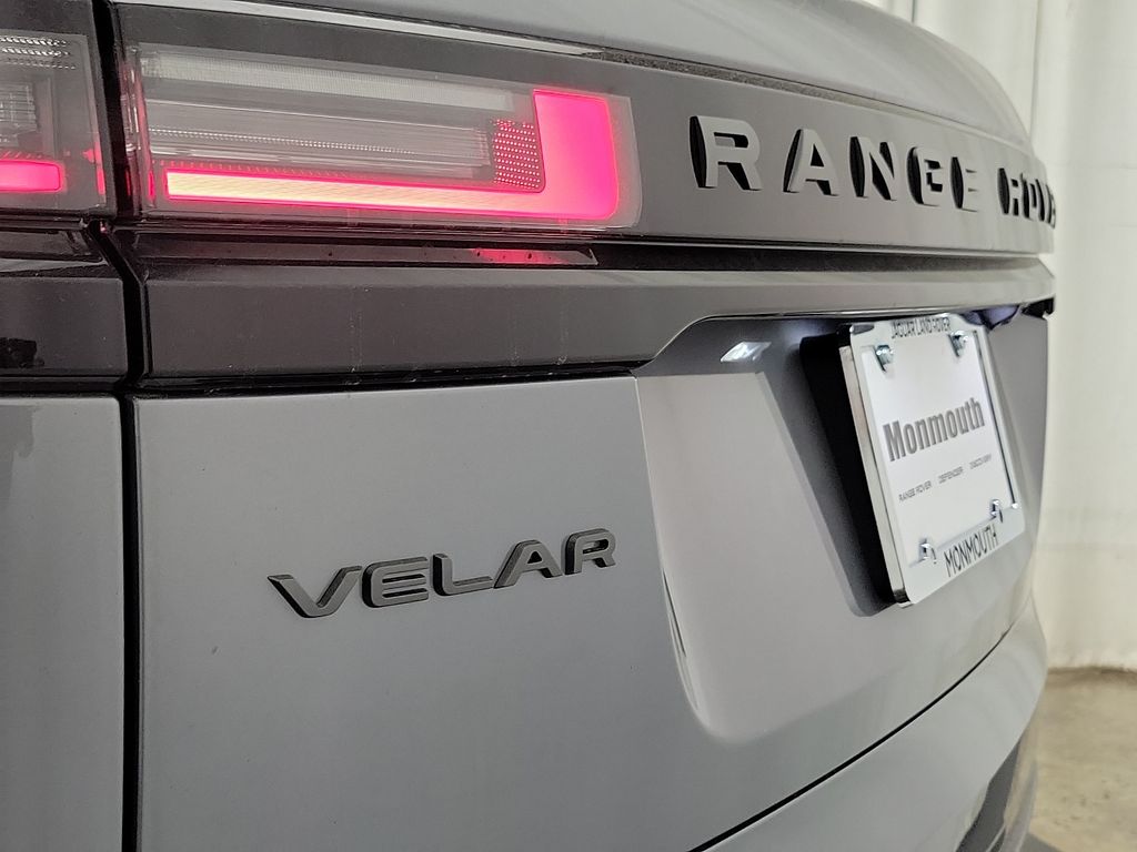 Thumbnail: 2025 Land Rover Range Rover Velar - 15