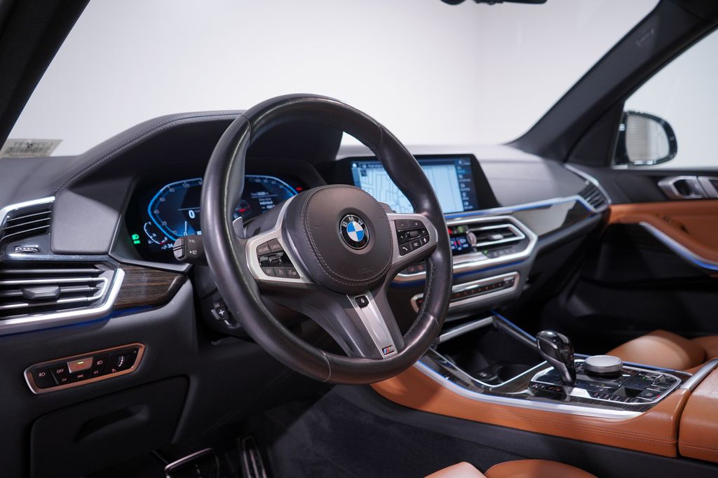 Thumbnail: 2021 BMW X5 - 6