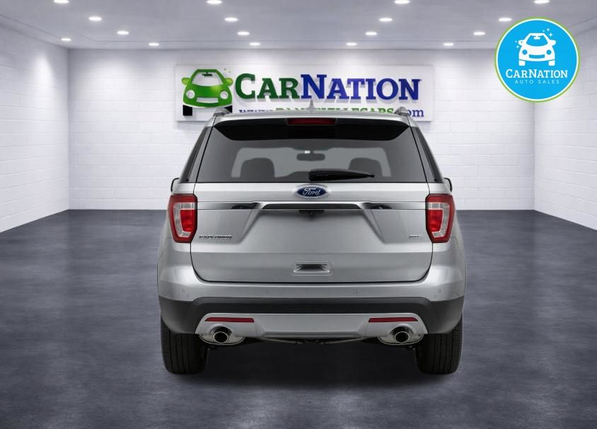 2016 Ford Explorer XLT - Image 5