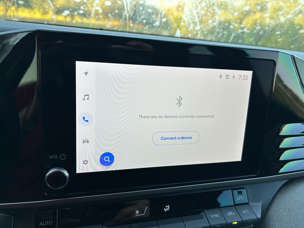 Thumbnail: 2025 Toyota Camry - 23