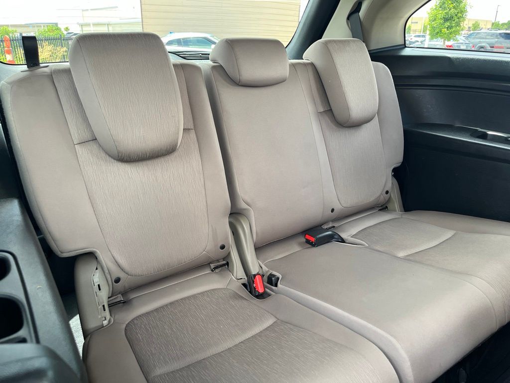 Thumbnail: 2021 Honda Odyssey - 27