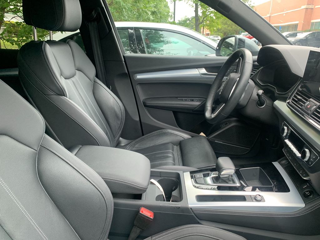 Thumbnail: 2024 Audi Q5 - 4