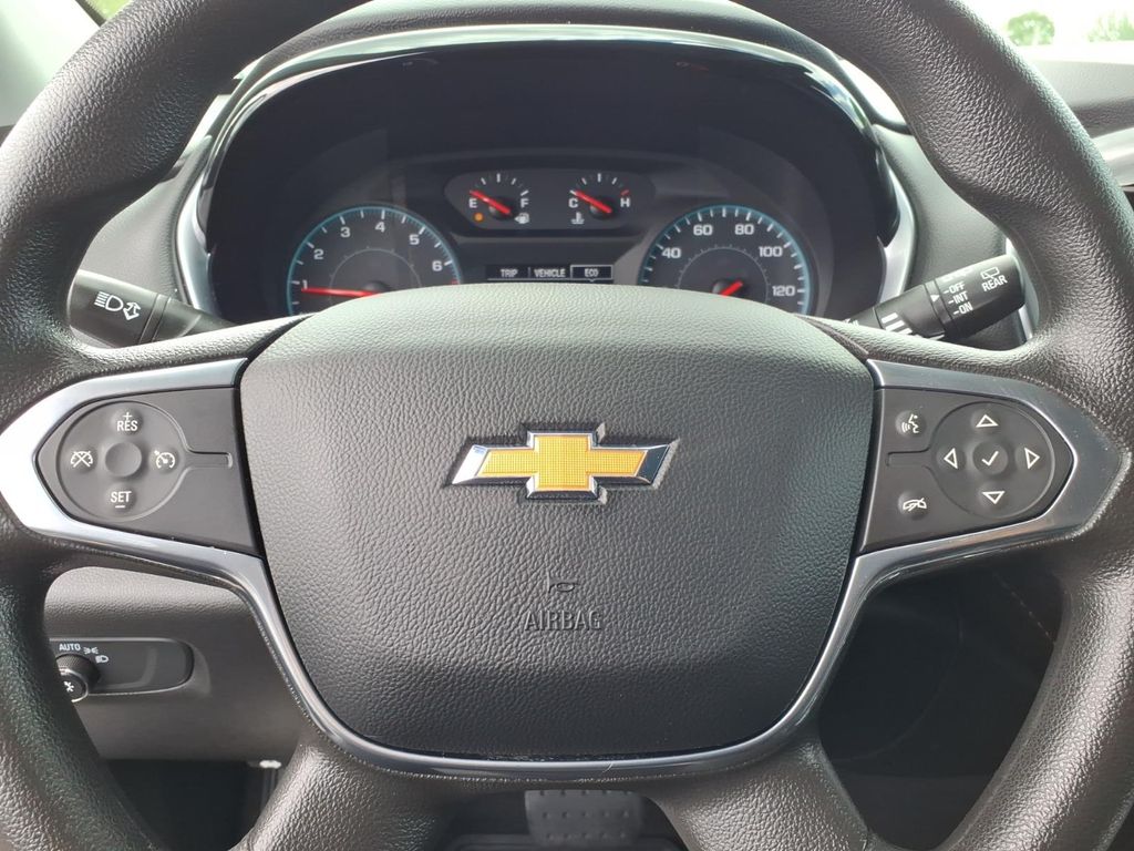 used 2020 Chevrolet Traverse car, priced at $17,300