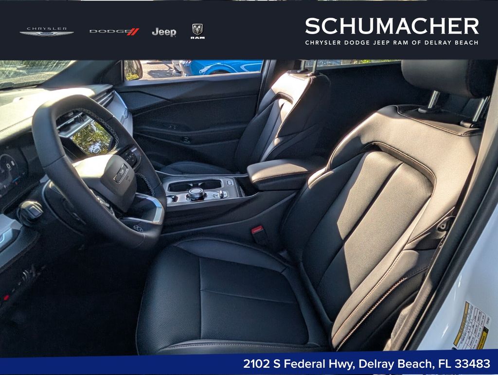 new 2026 Jeep Cherokee car, priced at $37,210