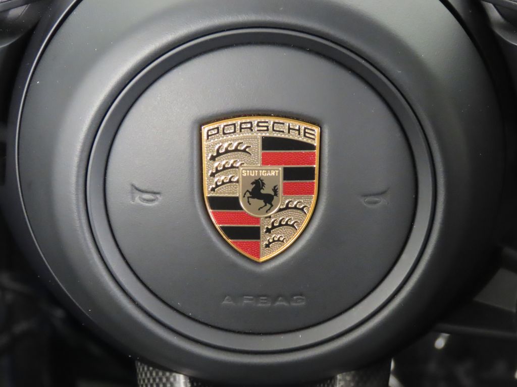 Thumbnail: 2022 Porsche Taycan - 19