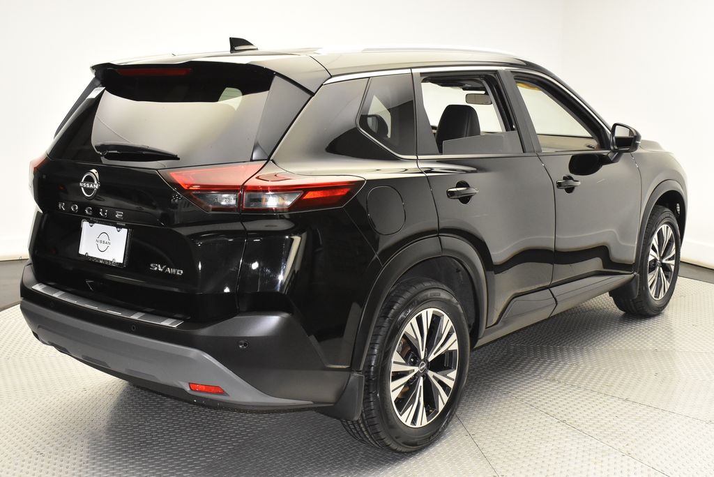 2022 Nissan Rogue SV 5
