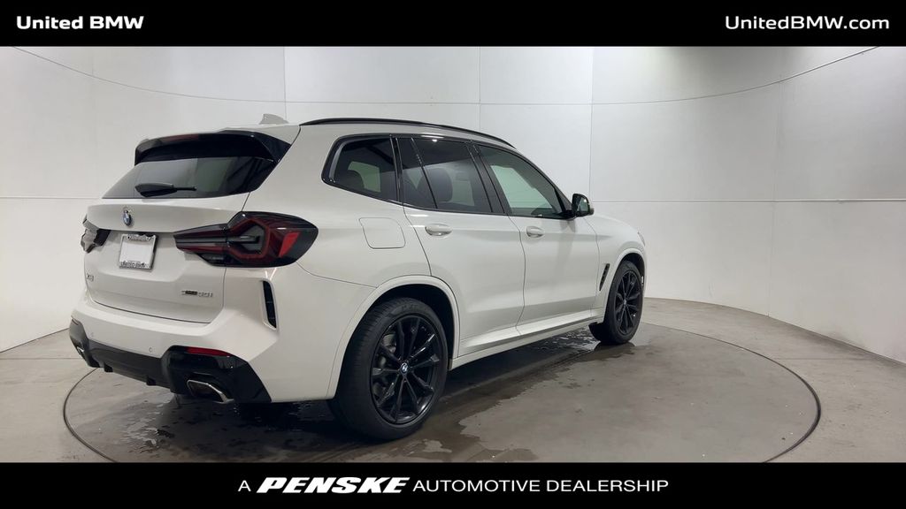 Thumbnail: 2022 BMW X3 - 8