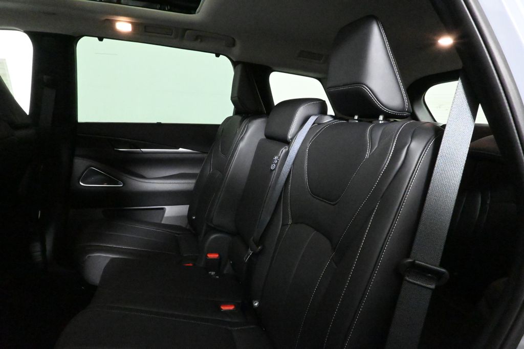 2025 INFINITI QX60 Sensory 4