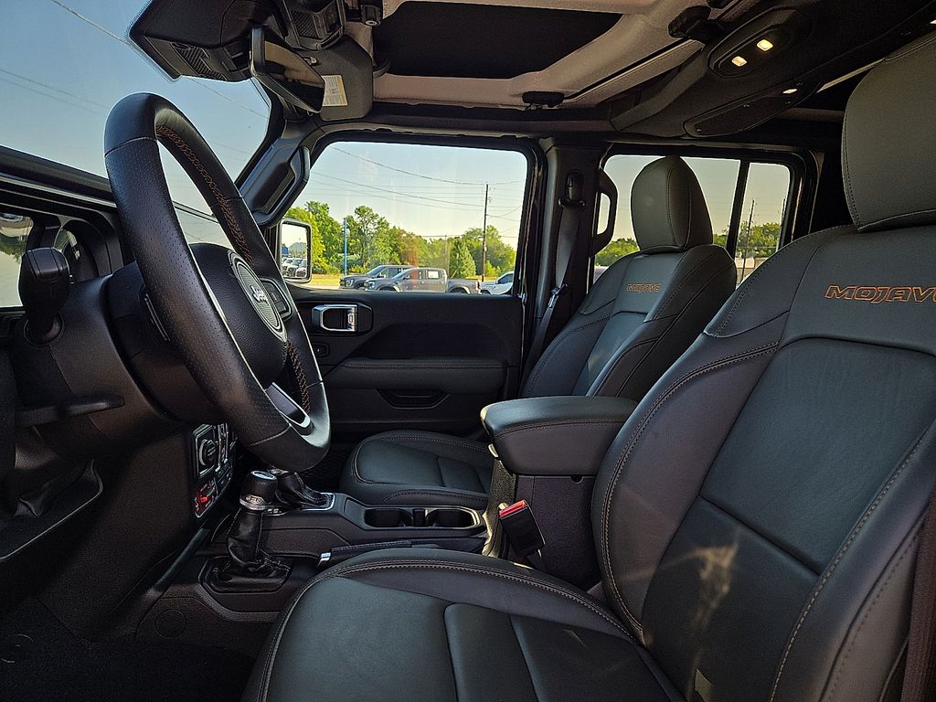 Used 2024 Jeep Gladiator Mojave For Sale in Farmington, AR