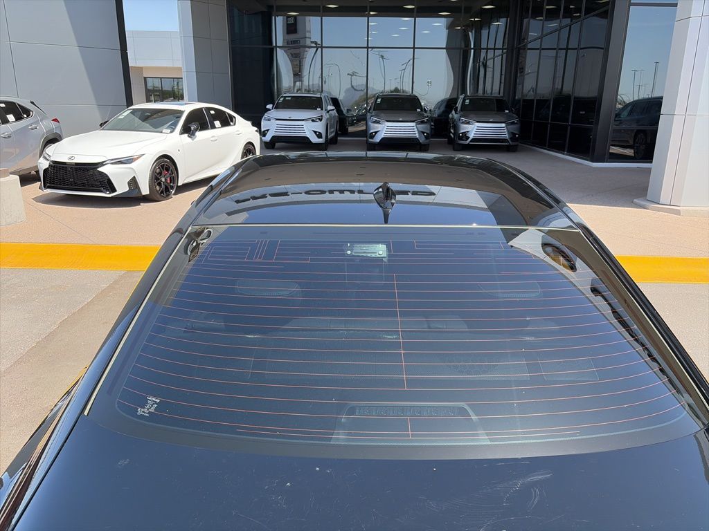 Thumbnail: 2016 Lexus IS - 10