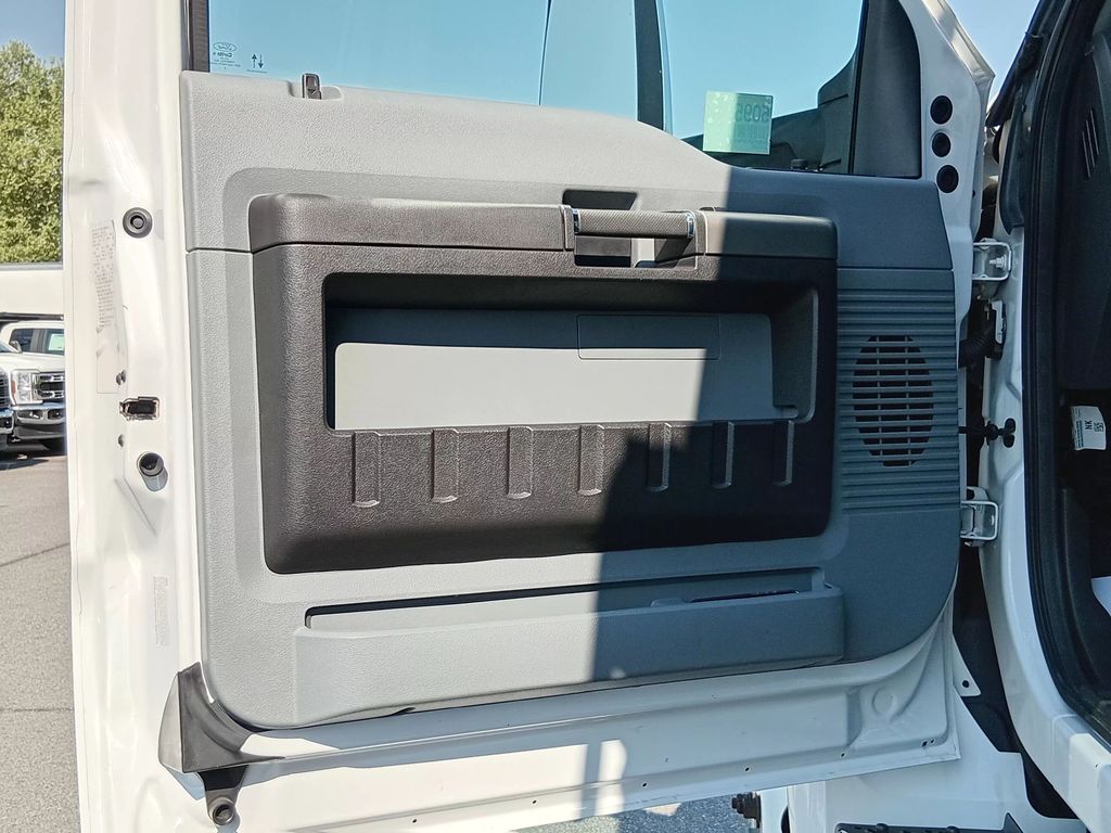 2023 Ford F-650 Diesel 