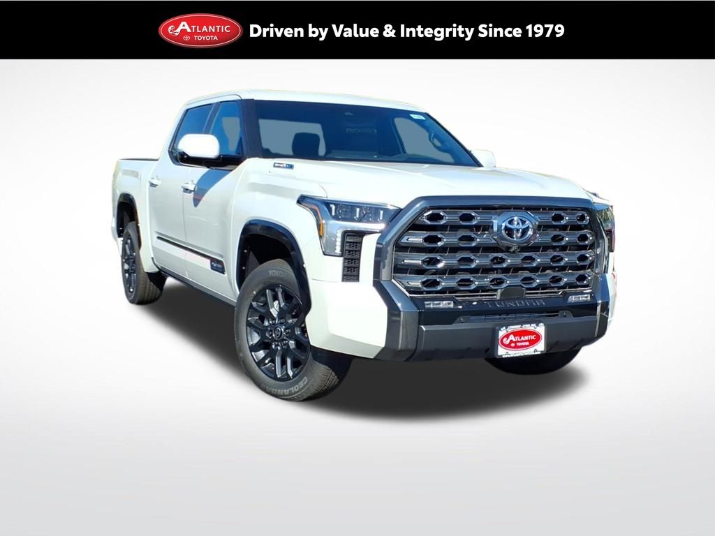 2026 Toyota Tundra Platinum's photo
