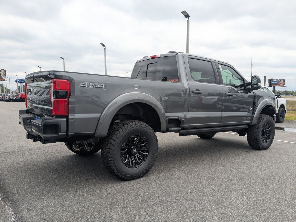 2026 Ford F-250 Super Duty Black Widow