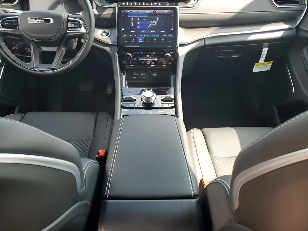 New Car 2025 Jeep Grand Cherokee  Overland For Sale Under $60,000 In Austin, Texas