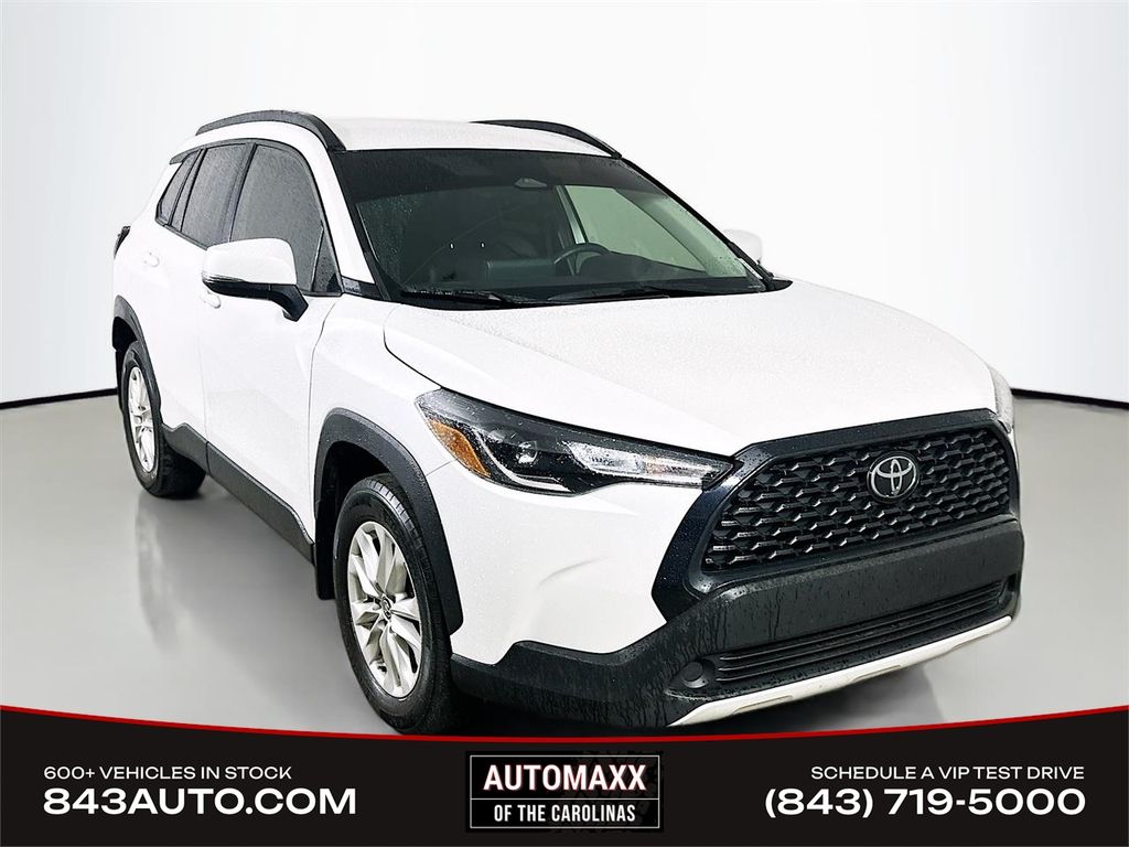 2024 Toyota Corolla Cross LE FWD