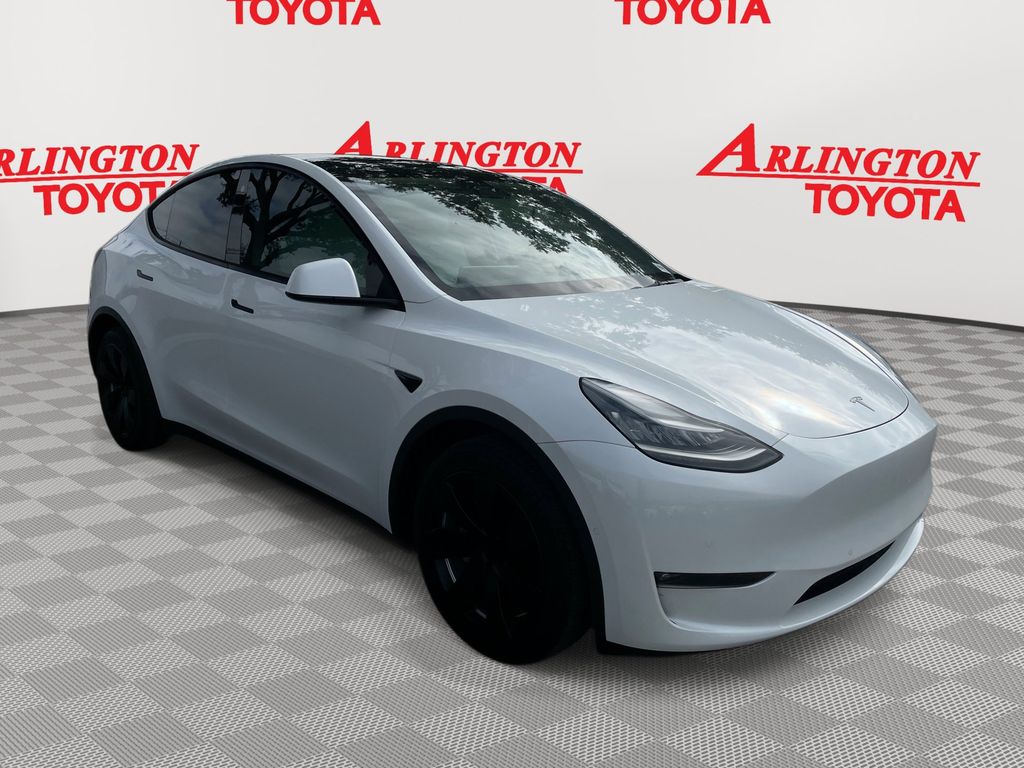 2021 Tesla Model Y Long Range's photo
